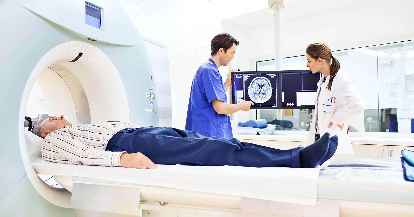 X線、MRI、CT、マンモグラフィー用のカスタマイズフットコントローラ | steute Meditec